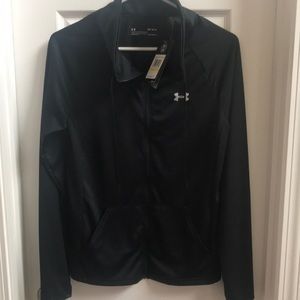 Women’s Under Armour heat gear jacket.